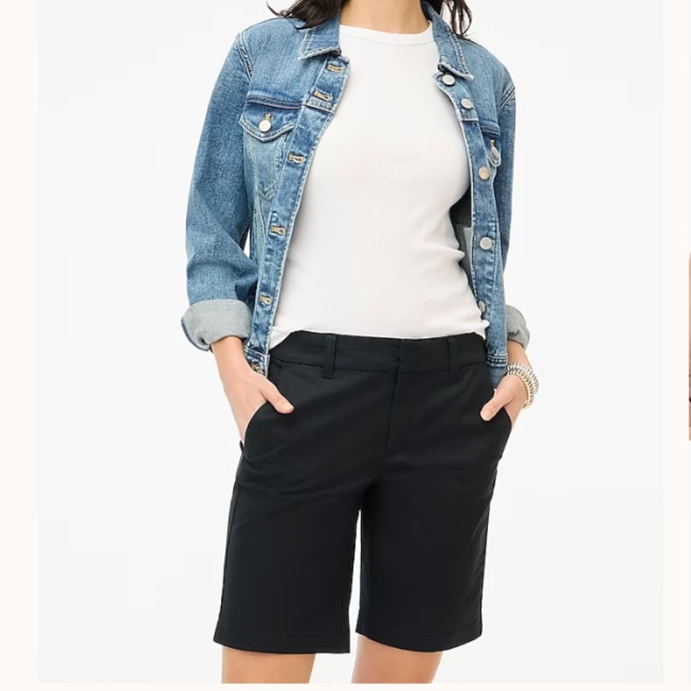 [J CREW FACTORY]. FRANKIE BERMUDA SHORTS